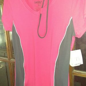 Women's shirt stretch comfort